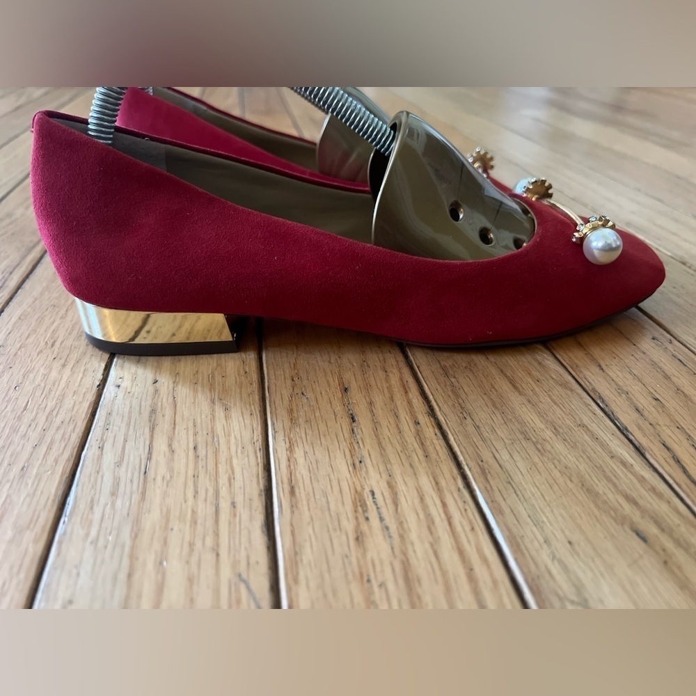 ENZO ANGIOLINI BRONNEN RED SUEDE LOAFERS WITH PEARLS PIN HARDWARE WOMEN’S 7.5 - Picture 4 of 8